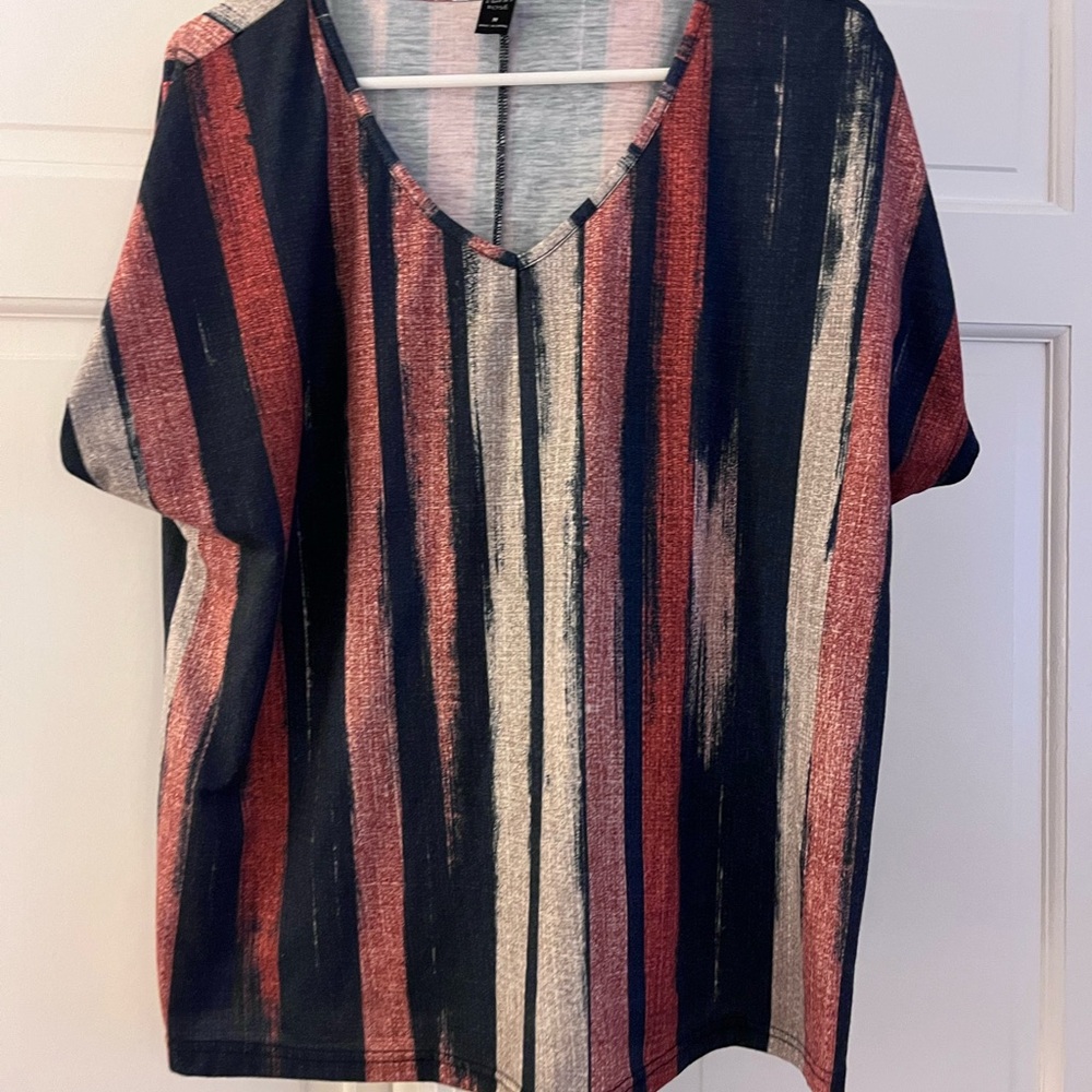 Emery Rose blouse size med